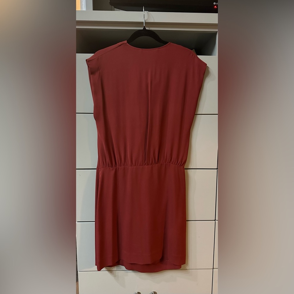 Diane Von Furstenberg Red Reara 100% Silk Flattering Drape Front Dress Sz 6 Red - Picture 6 of 9